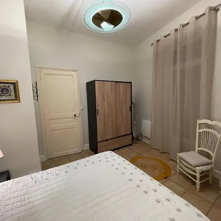 Joli Centre Apartment